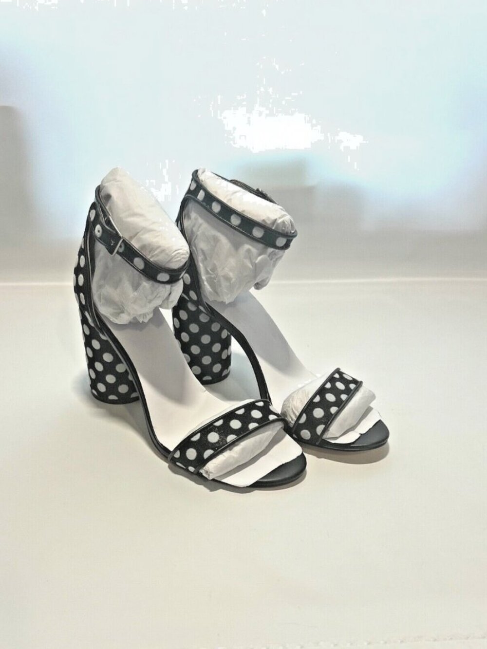 Katy Perry Ankle Strap Healed Sandals The Clara 9.5 NIB - Picture 2 of 6